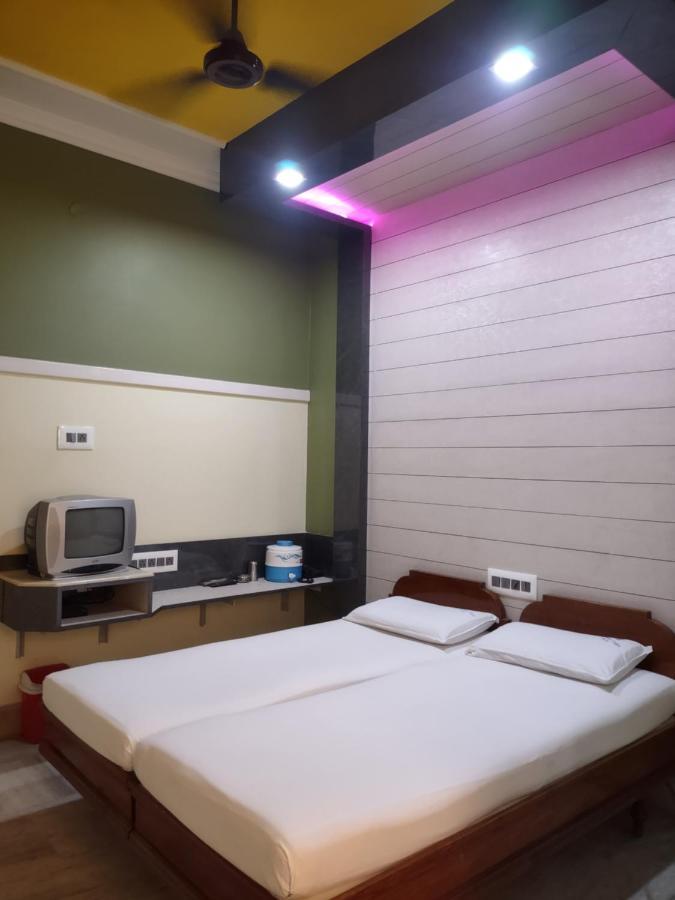 Krishna Lodge Tiruchirappalli Eksteriør billede