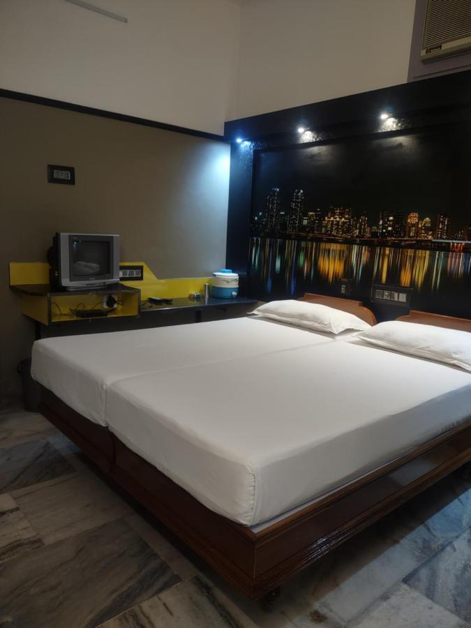 Krishna Lodge Tiruchirappalli Eksteriør billede