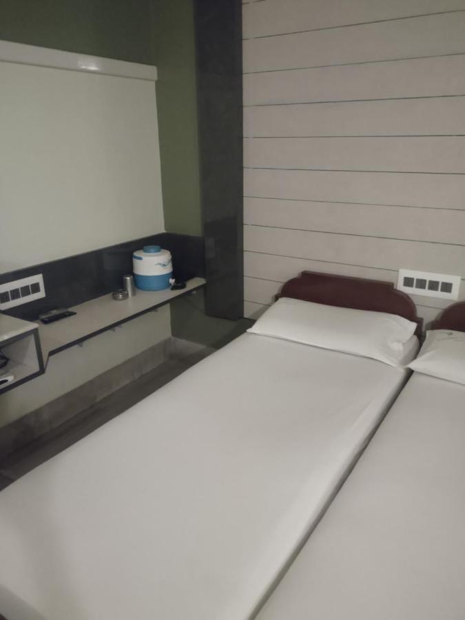 Krishna Lodge Tiruchirappalli Eksteriør billede