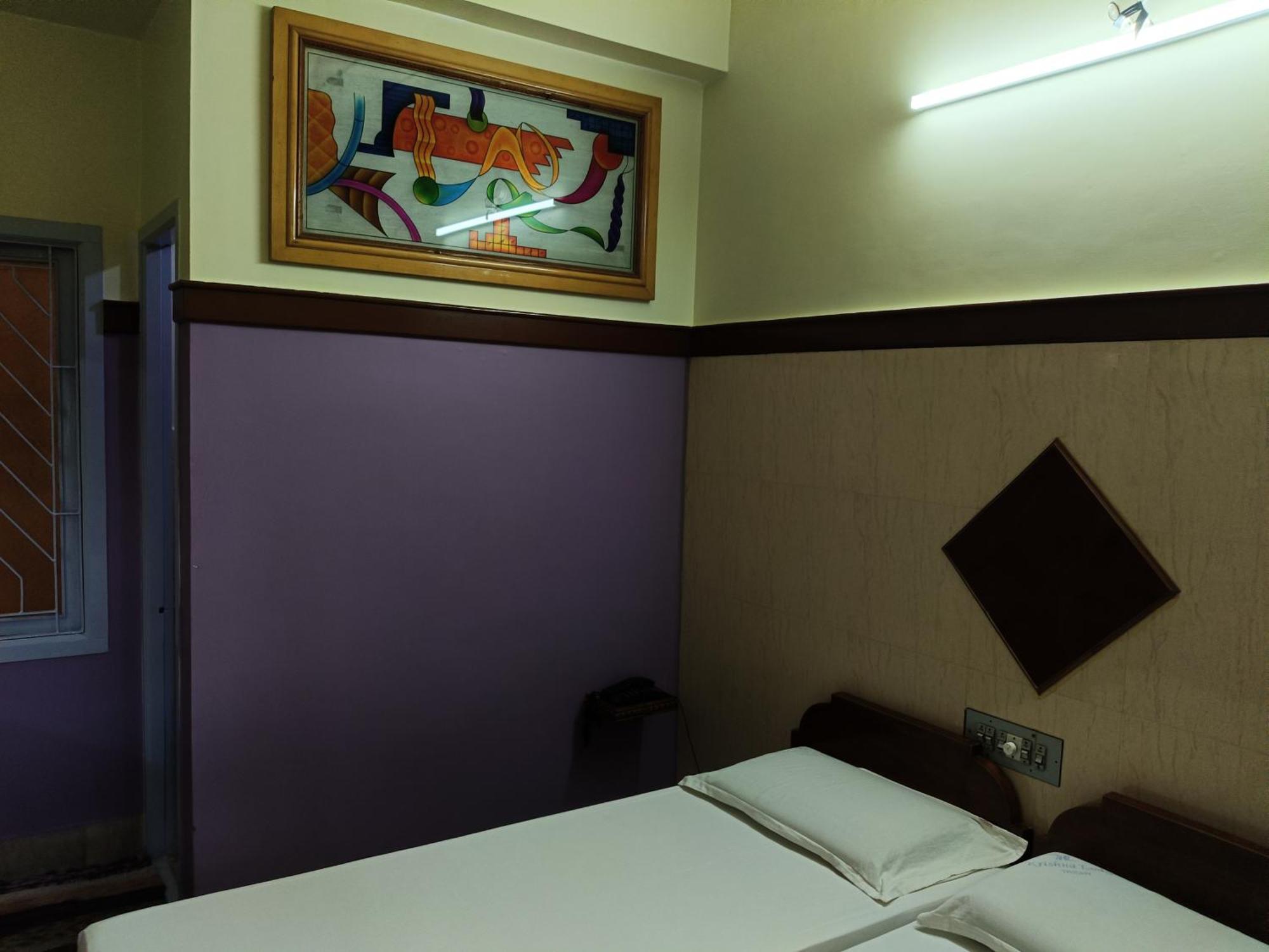 Krishna Lodge Tiruchirappalli Eksteriør billede