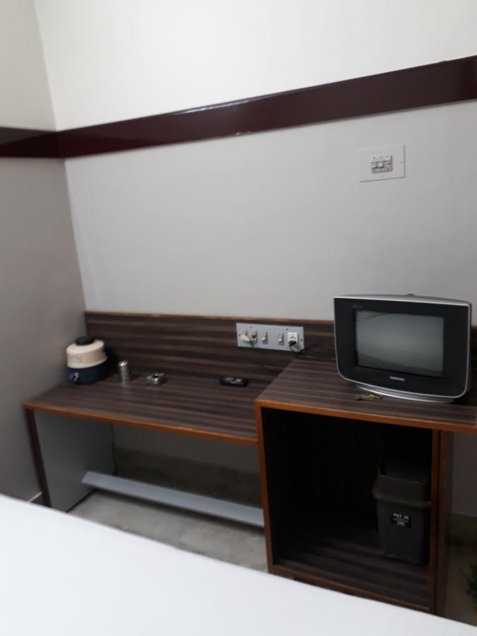Krishna Lodge Tiruchirappalli Eksteriør billede