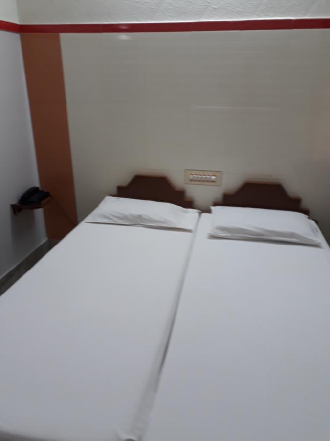 Krishna Lodge Tiruchirappalli Eksteriør billede