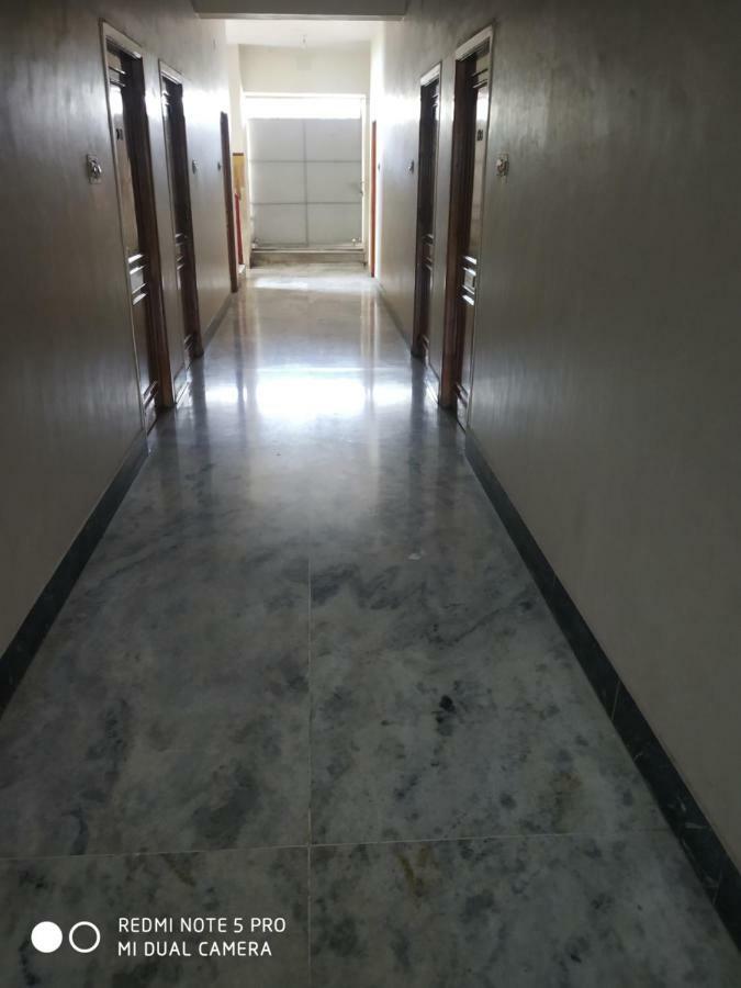 Krishna Lodge Tiruchirappalli Eksteriør billede