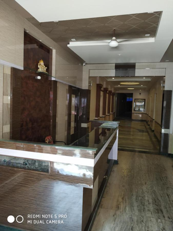 Krishna Lodge Tiruchirappalli Eksteriør billede
